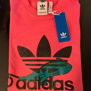 Adidas Men’s Small NWT shirt